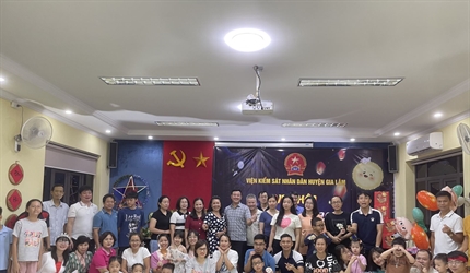 Viện KSND huyện Gia Lâm tổ chức chương trình “vui hội trăng rằm” năm 2023